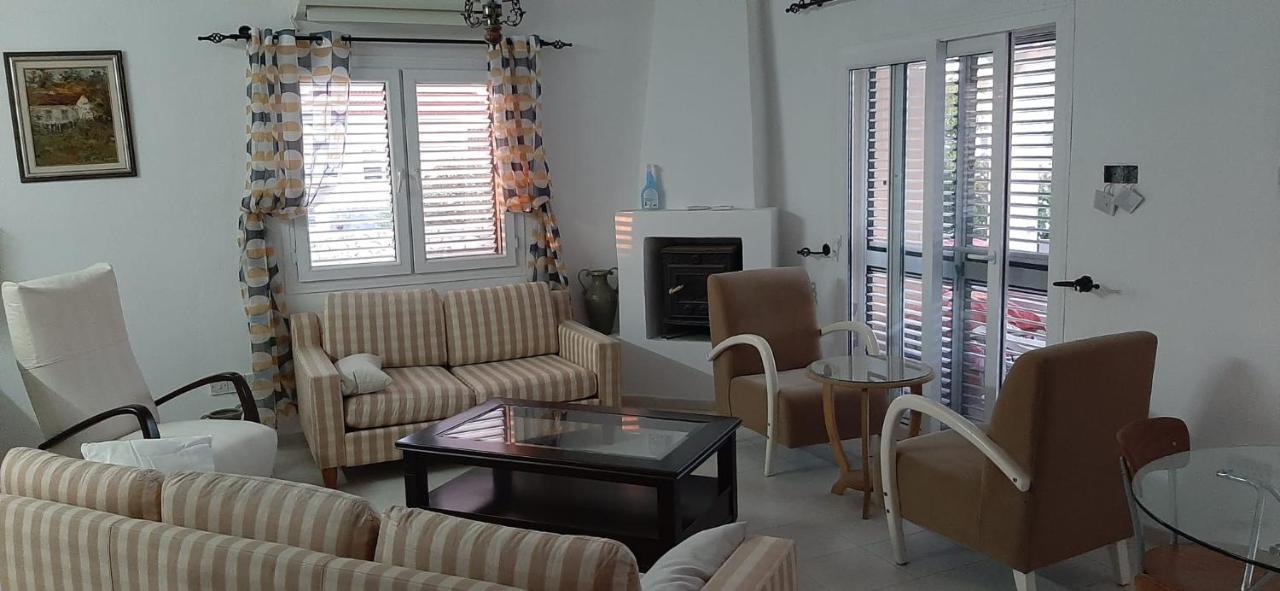 Villa Bougainvillea With Privite Pool Vasilia Bagian luar foto